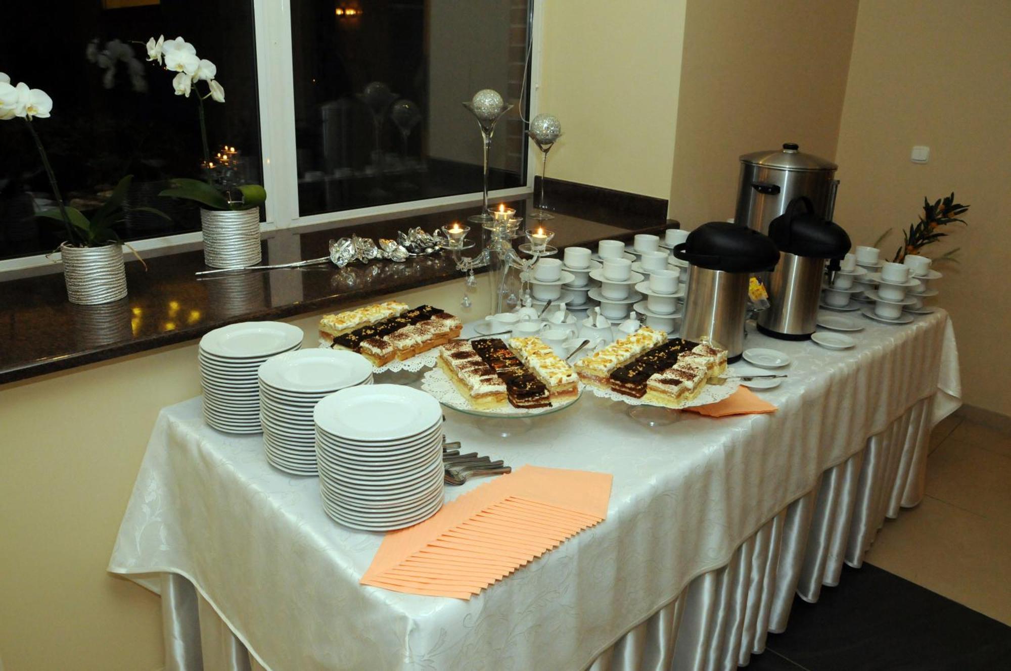 Hotel Pensjonat Nad Jeziorem Myślibórz Esterno foto