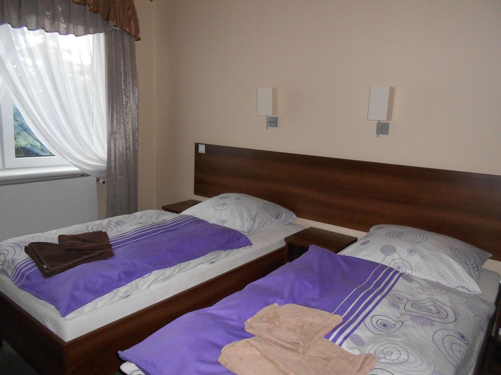 Hotel Pensjonat Nad Jeziorem Myślibórz Camera foto